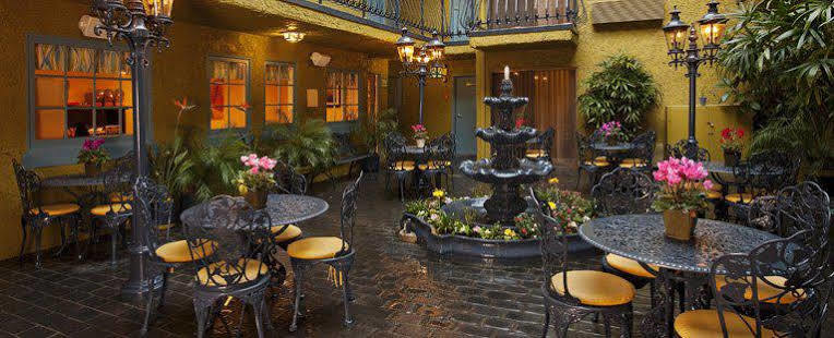 Hotel At Venice 4*